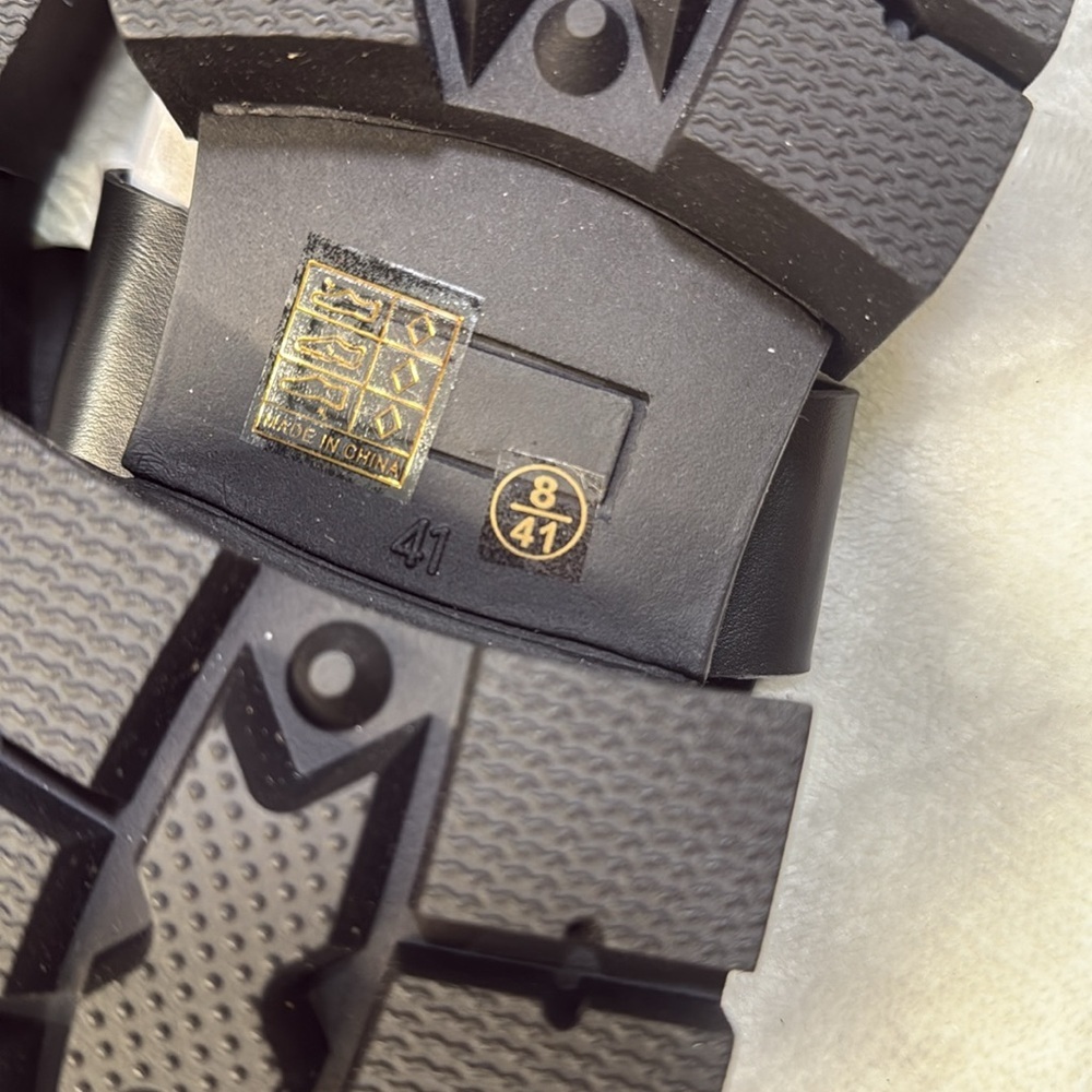 Truffle Collection Y2K chunky strap sandals in black- Size 41 - Picture 9 of 9